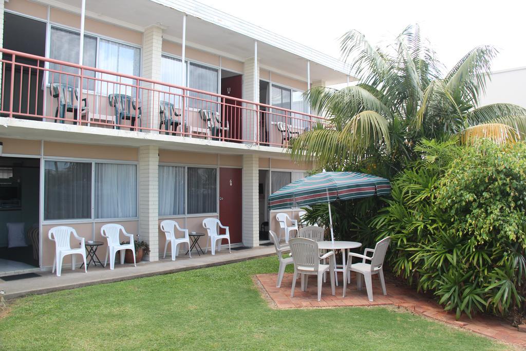 Caloundra Suncourt Motel Exteriör bild