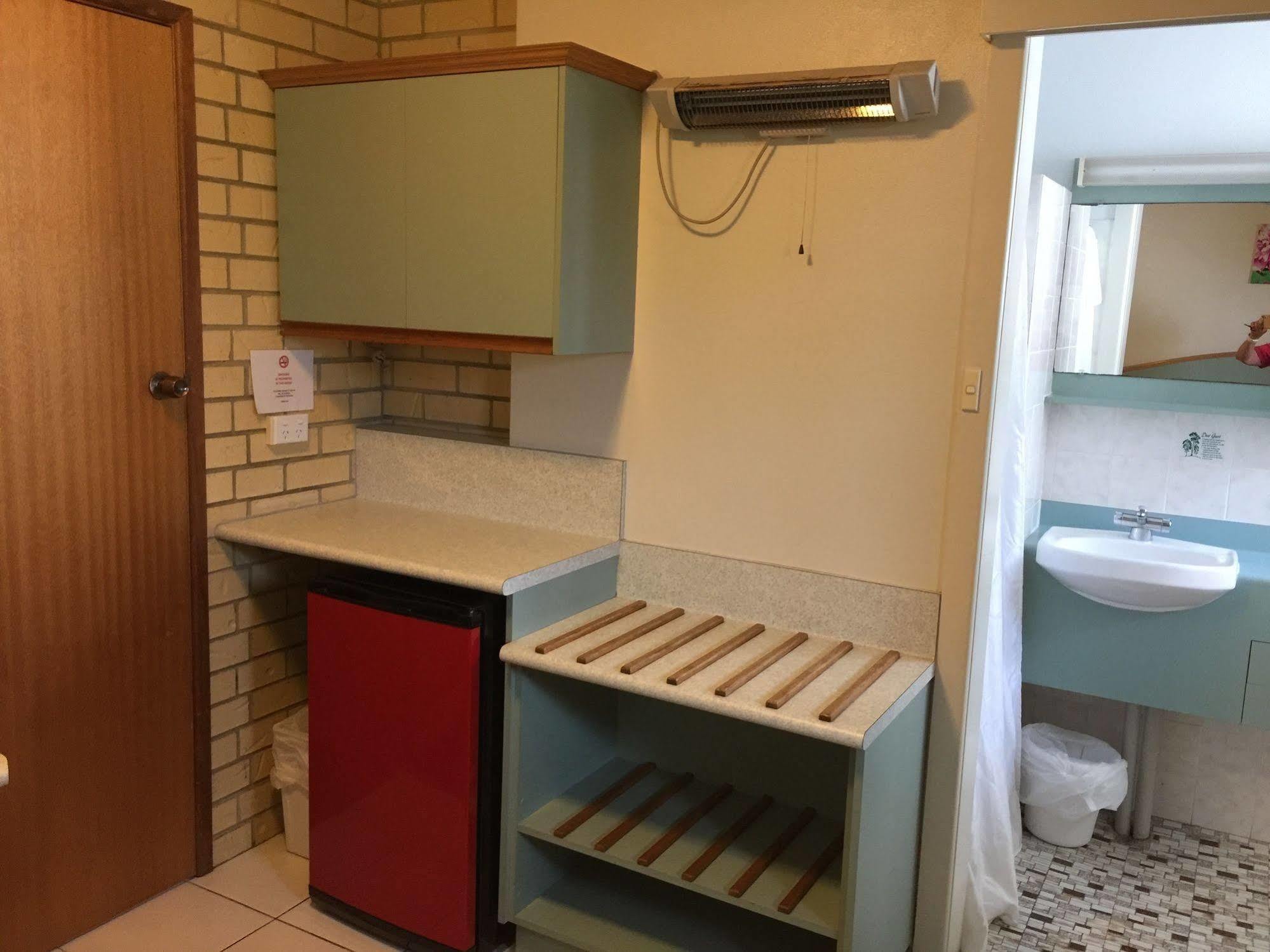 Caloundra Suncourt Motel Exteriör bild