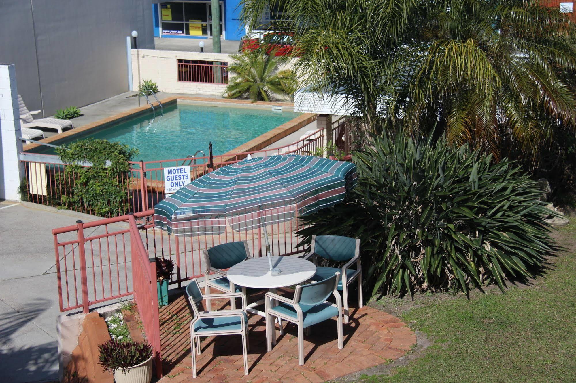 Caloundra Suncourt Motel Exteriör bild
