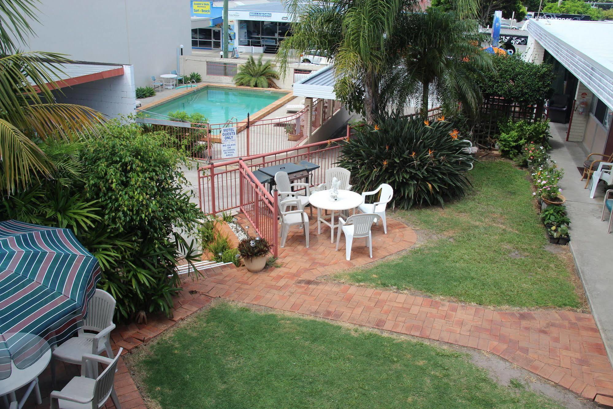 Caloundra Suncourt Motel Exteriör bild